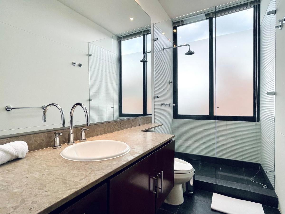 Dazzling Duplex Penthouse In Rosales Apartment Bogota Luaran gambar